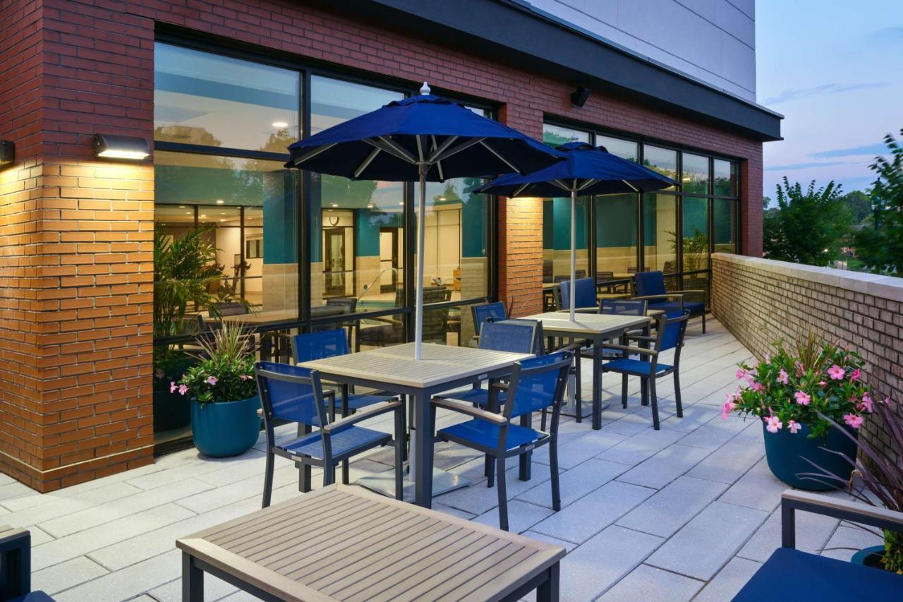 Hampton Inn Towson Downtown المظهر الخارجي الصورة