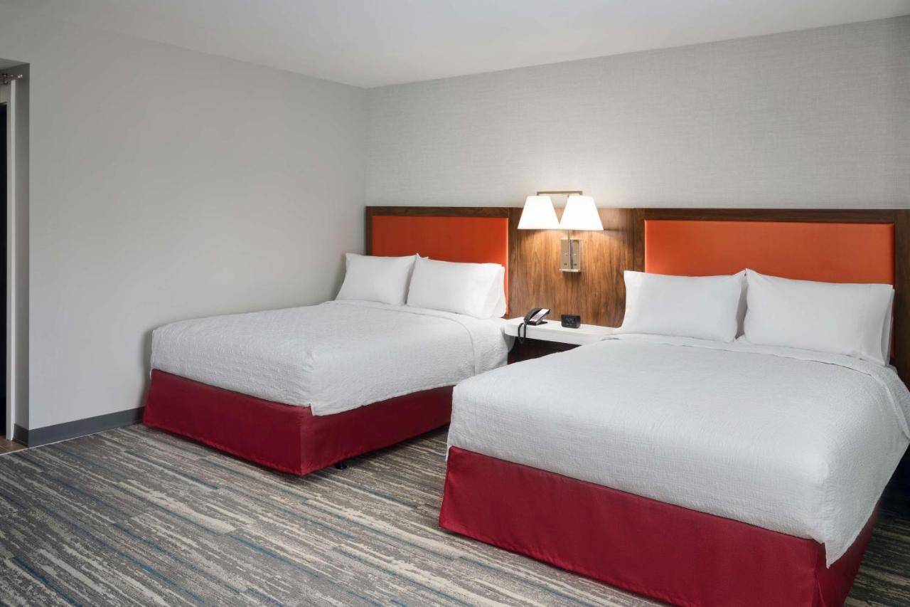 Hampton Inn Towson Downtown المظهر الخارجي الصورة
