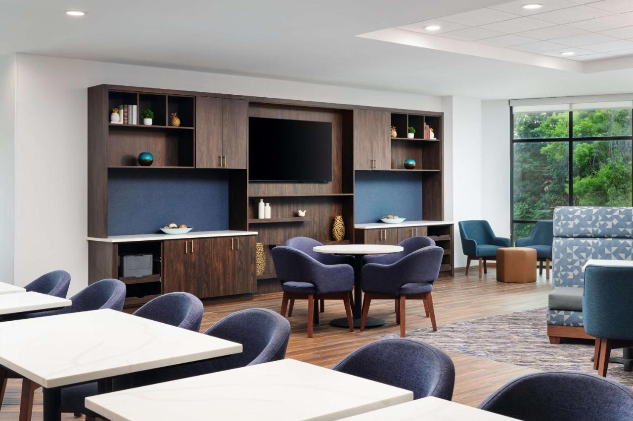 Hampton Inn Towson Downtown المظهر الخارجي الصورة