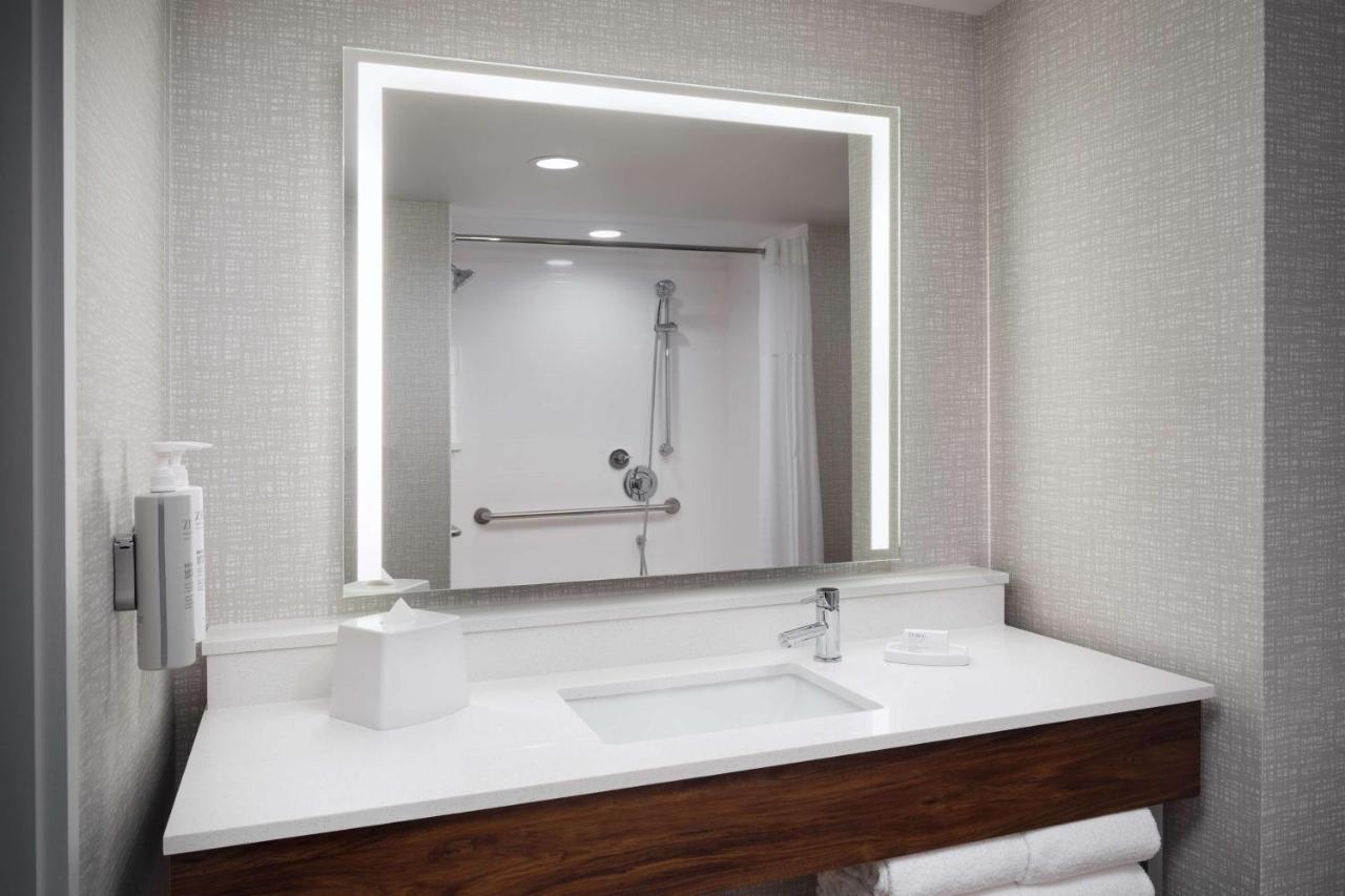 Hampton Inn Towson Downtown المظهر الخارجي الصورة
